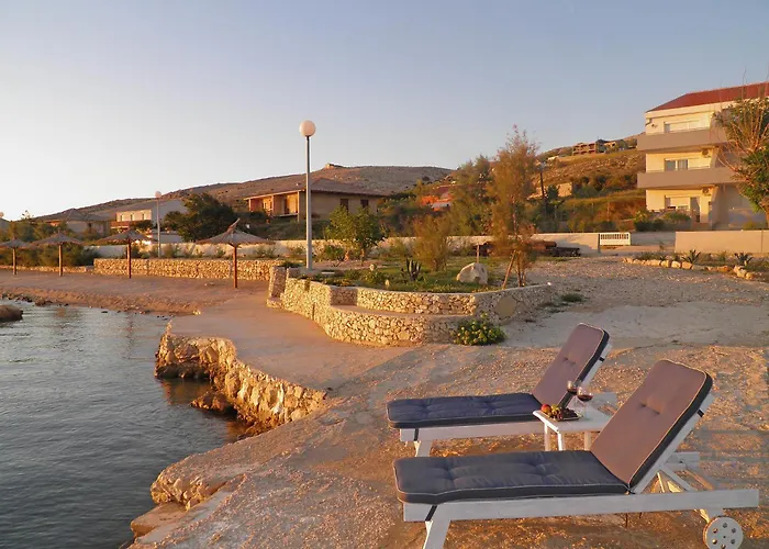 Melandura-3 By Interhome Lägenhet Dinjiška