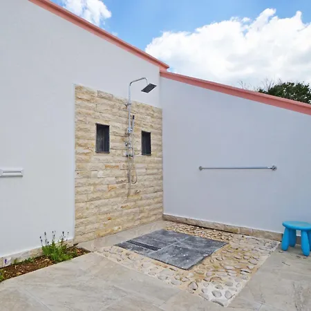 アパート Melandura-3 By Interhome Dinjiška